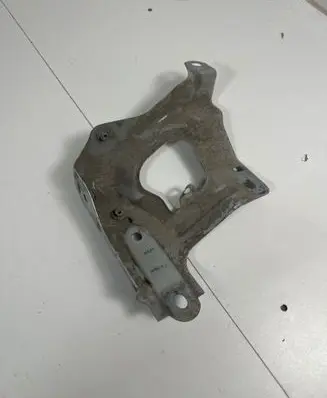 Tesla Model Y Fender mounting bracket 14879100A 148749100A
