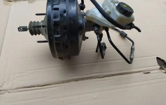 Volvo S80 Brake booster