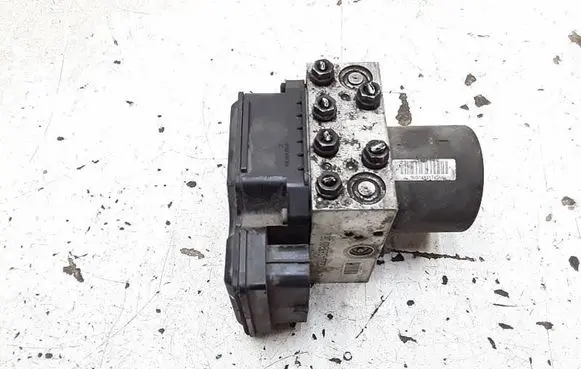 Volkswagen PASSAT B7 ABS Pump 3AA614109BK 17654070 54085622V