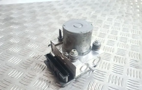 Land Rover Discovery 3 - LR3 ABS Pump 0265950337