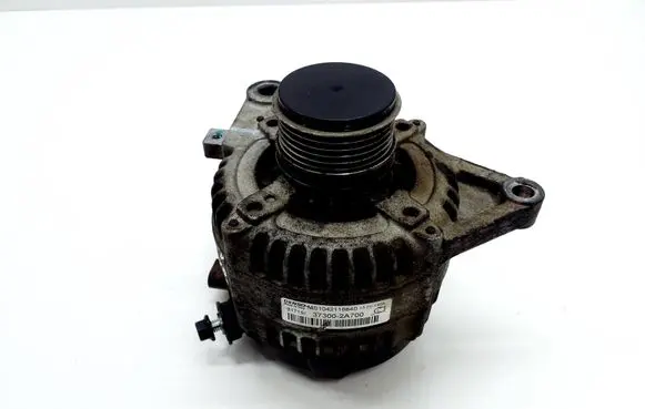 KIA Sportage Generator/alternator 373002A700