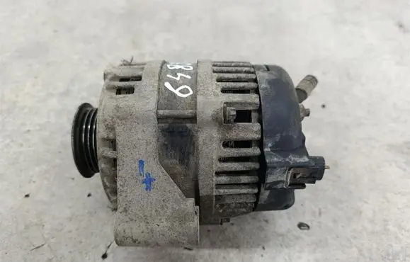 Chevrolet Aveo Generator/alternator 96945926