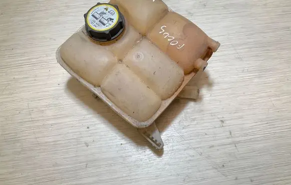 Ford Focus Coolant expansion tank/reservoir AV418K218DA 8V618K218D 8V618K218A