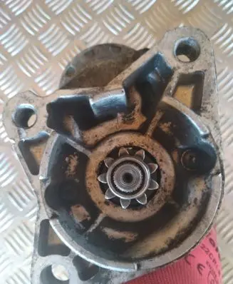 Mazda 626 Starter motor