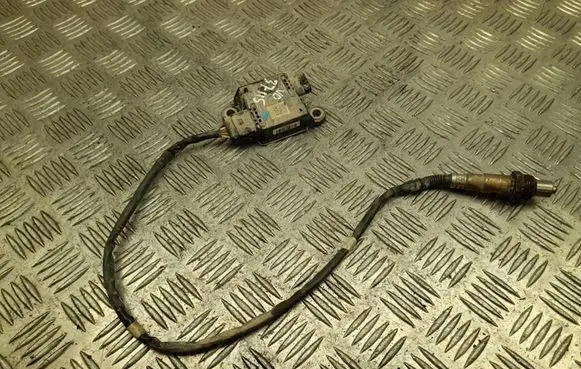 Volkswagen Caddy Lambda probe sensor 05L906261H