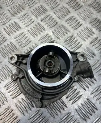 BMW 3 E46 Vacuum pump 72817601B