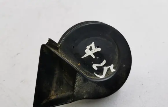 Mercedes-Benz A W168 Horn buzzer relay 000233 A28657625