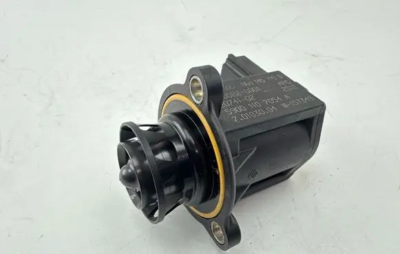 Audi RS6 C7 Turbo system vacuum part 06H145710D