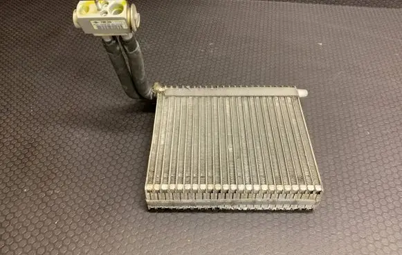 Air conditioning (A/C) radiator (interior)