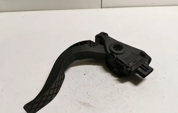 Audi A6 C7 Accelerator throttle pedal 8K1723523A