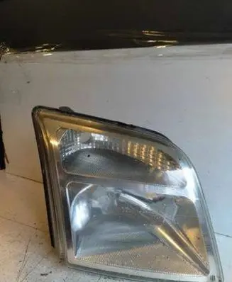 Ford Connect Headlight/headlamp