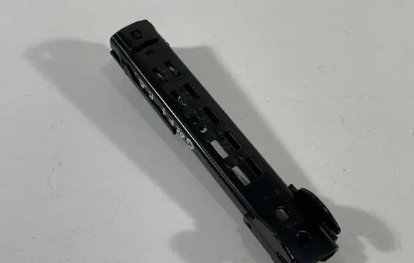 Volkswagen Golf Plus Seat belt adjustment motor 1T0857819A