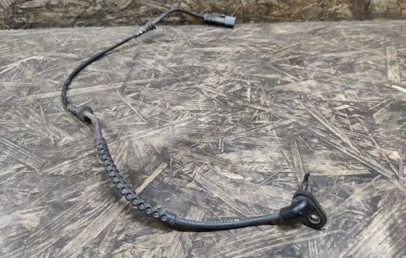 Opel Insignia A ABS brake wheel speed sensor 95490814
