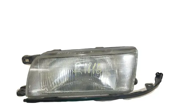 Nissan Sunny Headlight/headlamp
