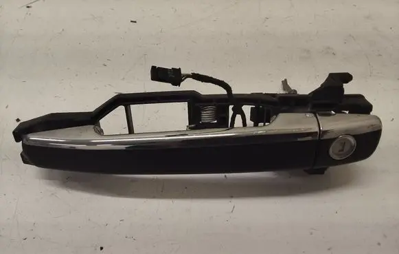 Mercedes-Benz E W210 Front door exterior handle 2027203535