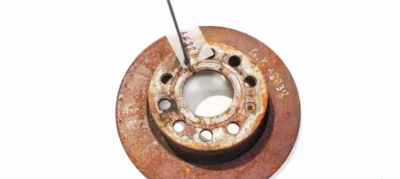 Volkswagen Golf VI Rear brake disc neventiliuojamas
