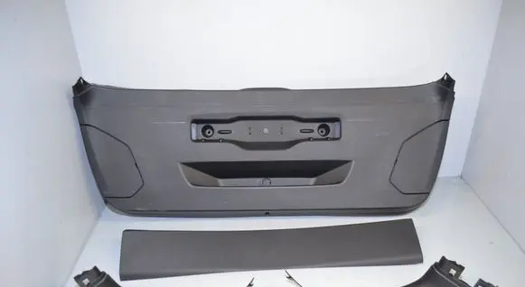 BMW 1 F40 Tailgate/boot cover trim set 7456056 51497456056 7456058