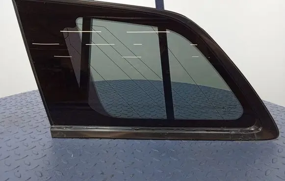 Jeep Grand Cherokee Rear side window 68172375AD