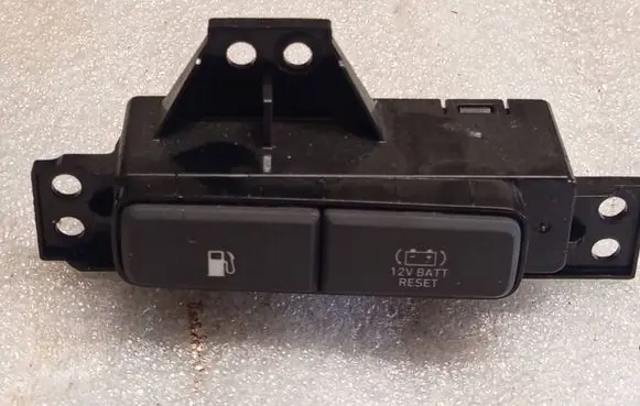 Hyundai Ioniq Fuel tank opening switch 93555G2200 120025237 181214