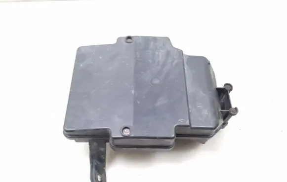 Ford Mondeo Mk III Fuse module