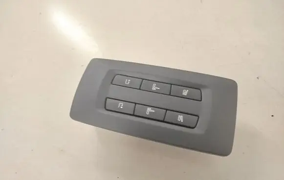 BMW 5 GT F07 Seat control switch 28156766