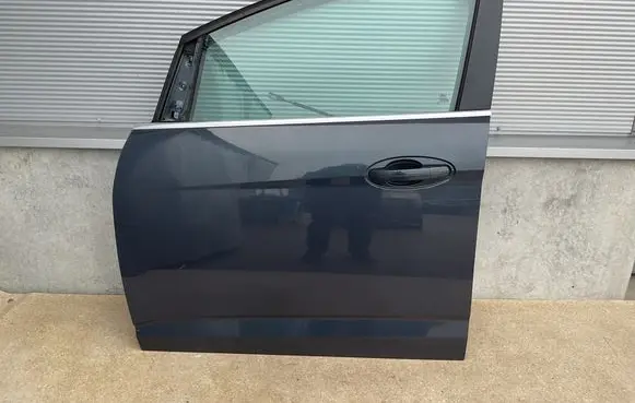 Ford Grand C-MAX Front door
