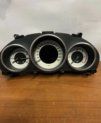 Mercedes-Benz E A207 Speedometer (instrument cluster) A2C87306200 D283