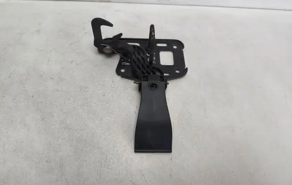 Audi Q5 SQ5 Engine bonnet/hood lock/latch loop/hook 8R0823480