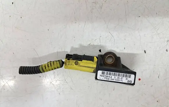 Honda Civic Airbag deployment crash/impact sensor 77930SNAA320M1