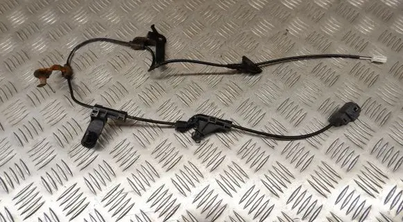Toyota Prius (XW50) Rear ABS sensor wiring 8951547040