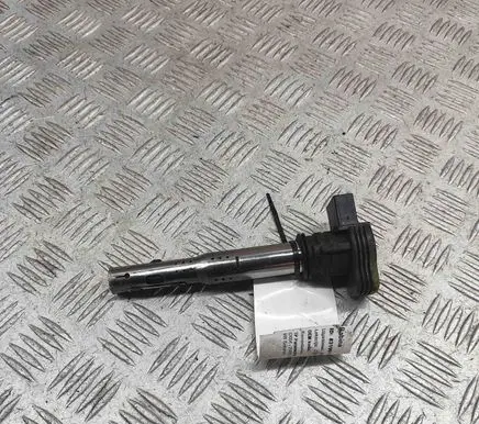 Audi A4 S4 B7 8E 8H High voltage ignition coil 07K905715F