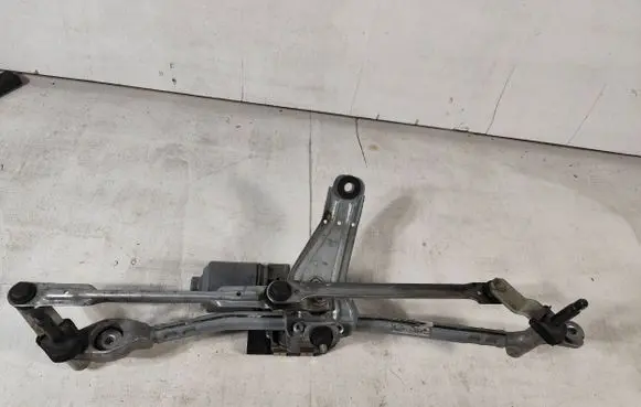 Volvo XC90 Front wiper linkage and motor 1137328870