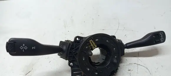BMW X3 E83 Wiper turn signal indicator stalk/switch 8377488