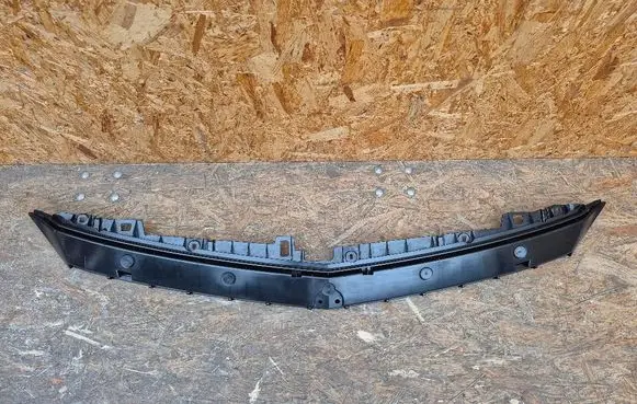Mercedes-Benz B W245 Front bumper mounting bracket A2468850965