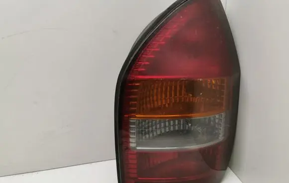 Opel Zafira A Rear/tail lights 62281