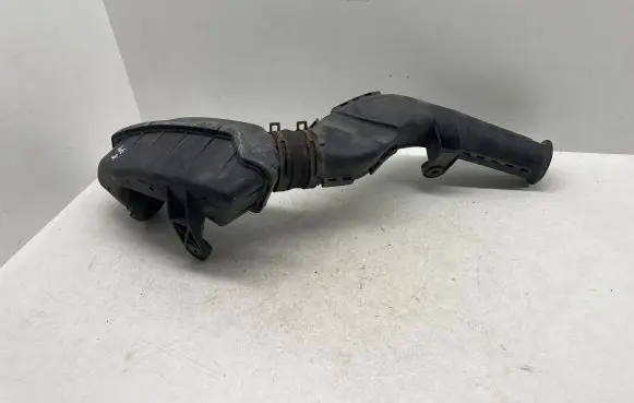 Volkswagen New Beetle Air intake hose/pipe 1C0129520 11461572789 3C0129520A