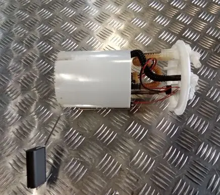 Opel Vivaro In-tank fuel pump 172021036R