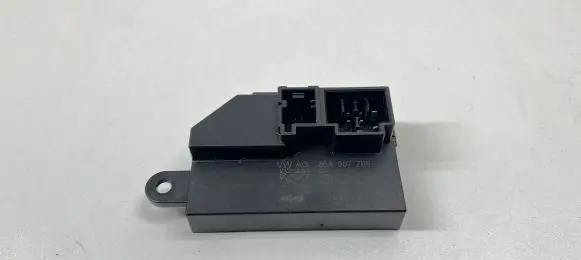 Porsche Panamera (971) Keyless (KESSY) go control unit/module 80A907705