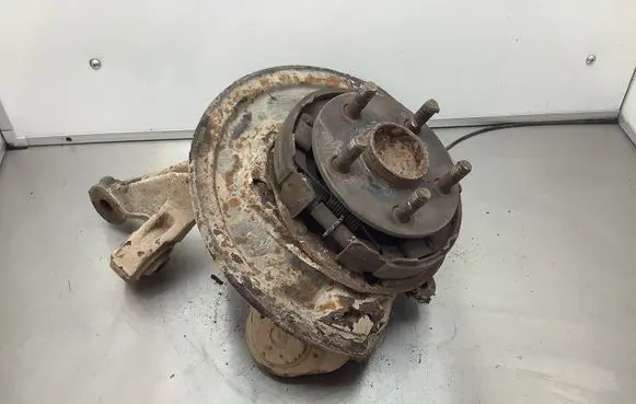 Toyota Avensis T250 Rear wheel hub 