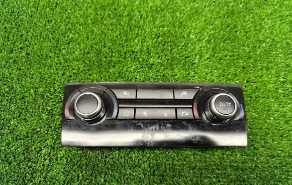 BMW 5 F10 F11 Climate control unit 16046610