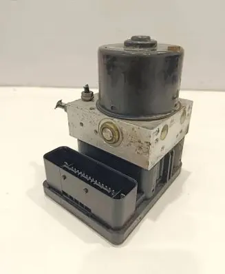 Volkswagen Golf V ABS Pump 1K0907379K 10096003483 00005305D2
