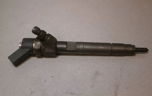 Smart ForTwo I Fuel injector a6600700181 6600700181 0445110023