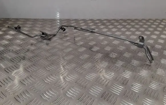 Volkswagen PASSAT CC Engine coolant pipe/hose 06J121075D