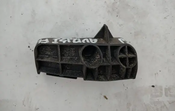 Toyota Auris 150 Rear/tail light trim molding 