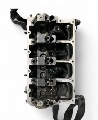 Audi A4 S4 B6 8E 8H Engine head 038103373R
