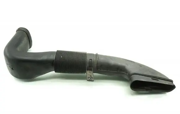 Mercedes-Benz E A207 Air intake hose/pipe A6510903437