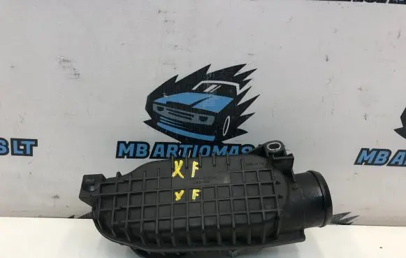 Jaguar XF X250 Air intake duct part 4R8Q6K770AD