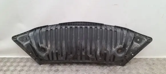 Mercedes-Benz C W204 Front bumper skid plate/under tray
