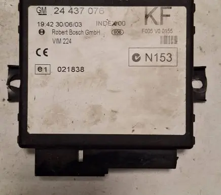 Opel Zafira A Comfort/convenience module F005V00155 24437076 021838