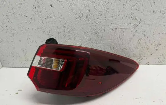 Opel Grandland X Rear/tail lights YP00098280 81660201